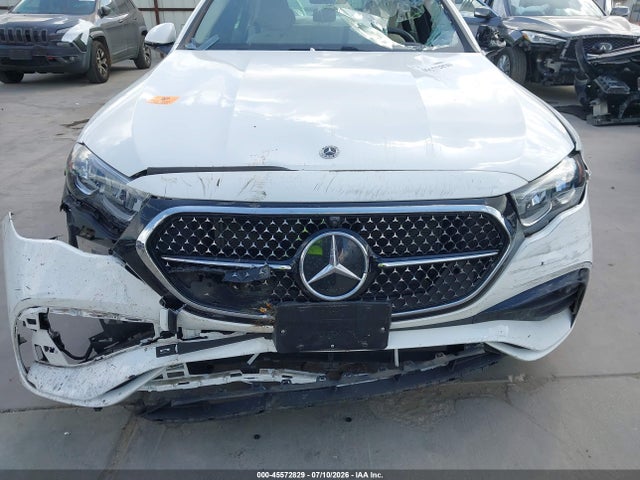 45572829 :رقم المزاد ، W1KLF6BB8SA120189 vin ، 2025 Mercedes-benz E 450 4matic مزاد بيع
