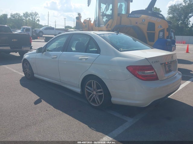 Продажа на аукционе авто 2012 Mercedes-benz C 250 Sport, vin: WDDGF4HB3CA611977, номер лота: 45572833