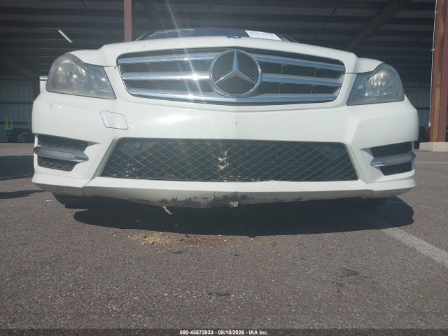 Продажа на аукционе авто 2012 Mercedes-benz C 250 Sport, vin: WDDGF4HB3CA611977, номер лота: 45572833