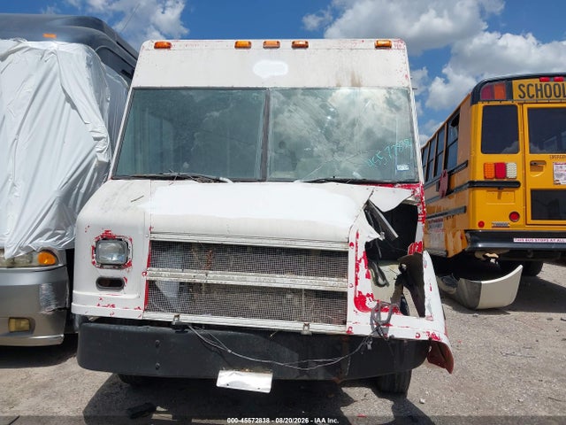 Продаж на аукціоні авто 2005 Freightliner Chassis M Line Walk-in Van, vin: 4UZAAPBW65CU60308, номер лоту: 45572838