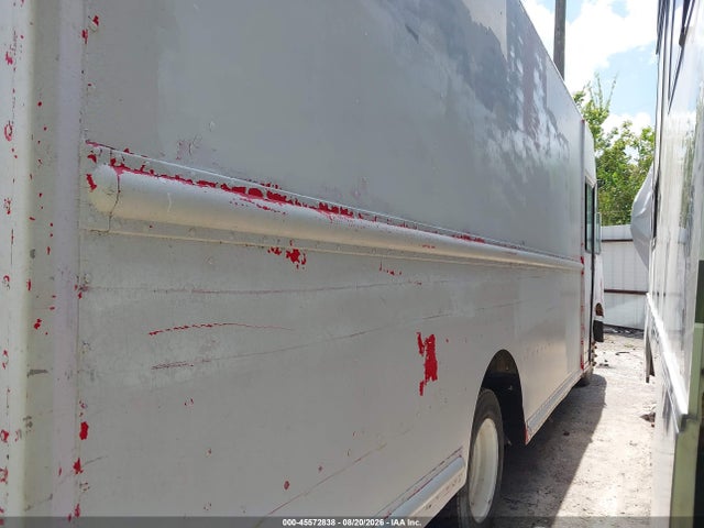 Продаж на аукціоні авто 2005 Freightliner Chassis M Line Walk-in Van, vin: 4UZAAPBW65CU60308, номер лоту: 45572838