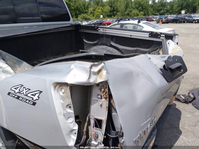 2004 Nissan Titan Le მანქანა იყიდება აუქციონზე, vin: 1N6AA07BX4N523119, აუქციონის ნომერი: 45572840