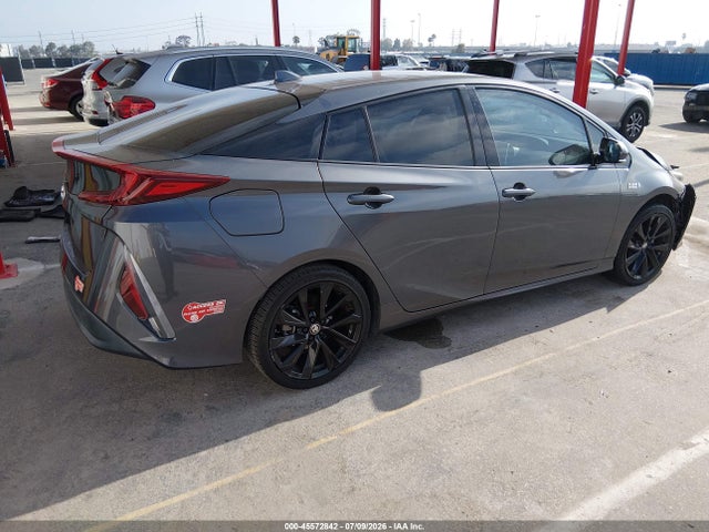 JTDKARFP6H3057053 Toyota Prius Prime Premium