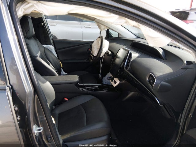 JTDKARFP6H3057053 Toyota Prius Prime Premium