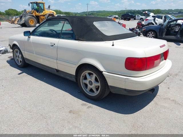45572847 :رقم المزاد ، WAUAA88G6WK000225 vin ، 1998 Audi Cabriolet مزاد بيع