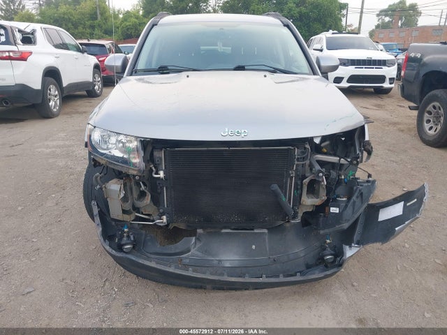 45572912 :رقم المزاد ، 1C4NJCEA4HD206674 vin ، 2017 Jeep Compass Latitude مزاد بيع