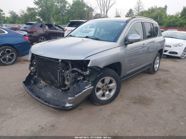45572912 :رقم المزاد ، 1C4NJCEA4HD206674 vin ، 2017 Jeep Compass Latitude مزاد بيع