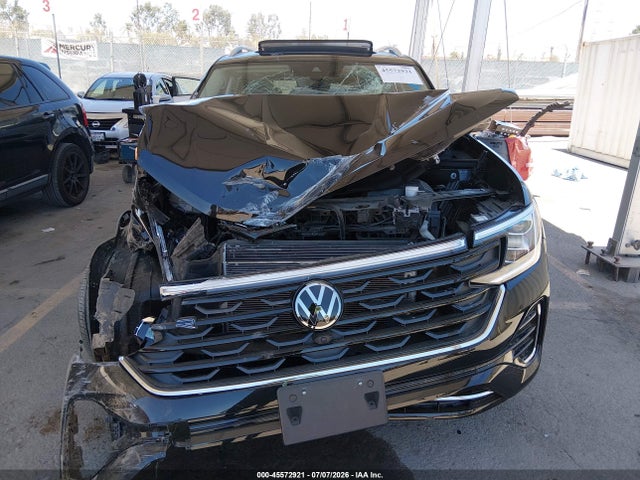 2024 Volkswagen Atlas 2.0t Sel Premium R-line მანქანა იყიდება აუქციონზე, vin: 1V2FR2CA1RC559941, აუქციონის ნომერი: 45572921