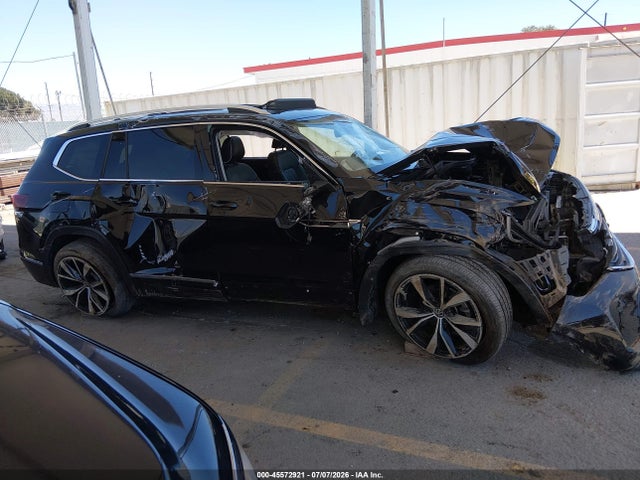 2024 Volkswagen Atlas 2.0t Sel Premium R-line მანქანა იყიდება აუქციონზე, vin: 1V2FR2CA1RC559941, აუქციონის ნომერი: 45572921