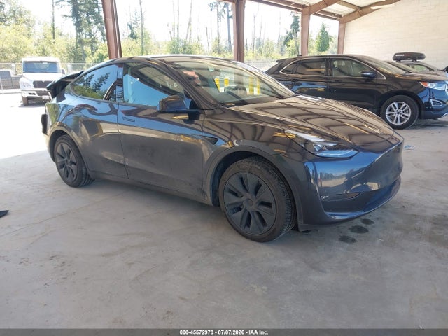 Продажа на аукционе авто 2024 Tesla Model Y Long Range Dual Motor All-wheel Drive, vin: 7SAYGAEE8RF170164, номер лота: 45572970