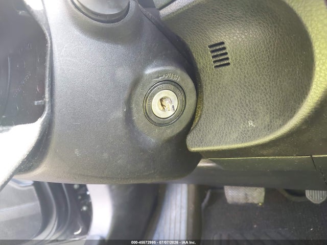 2015 Toyota Corolla L მანქანა იყიდება აუქციონზე, vin: 2T1BURHE2FC469297, აუქციონის ნომერი: 45572995