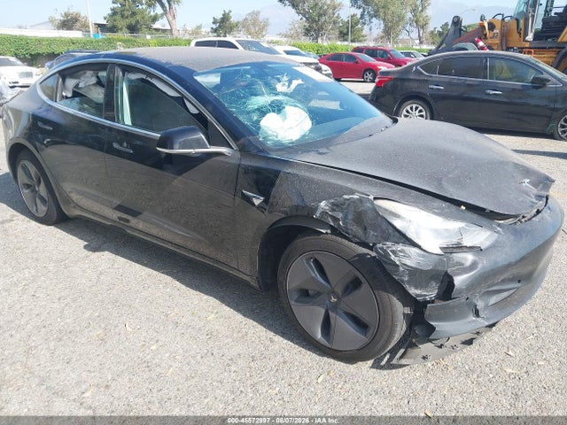 Auction sale of the 2018 Tesla Model 3 Long Range/mid Range, vin: 5YJ3E1EA8JF173211, lot number: 45572997