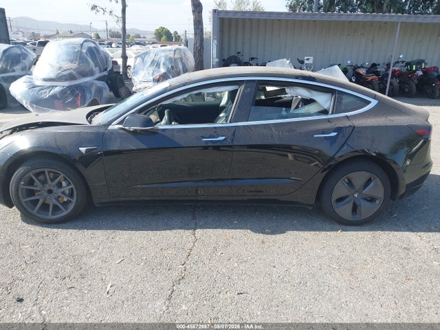 Продажа на аукционе авто 2018 Tesla Model 3 Long Range/mid Range, vin: 5YJ3E1EA8JF173211, номер лота: 45572997