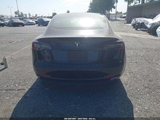 Продажа на аукционе авто 2018 Tesla Model 3 Long Range/mid Range, vin: 5YJ3E1EA8JF173211, номер лота: 45572997