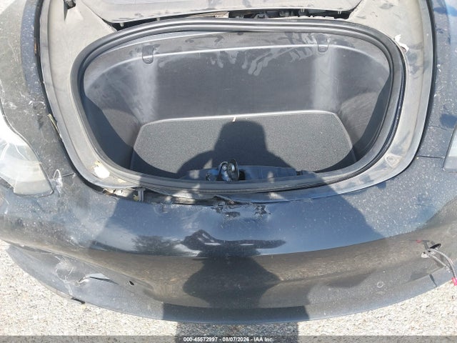 Продажа на аукционе авто 2018 Tesla Model 3 Long Range/mid Range, vin: 5YJ3E1EA8JF173211, номер лота: 45572997