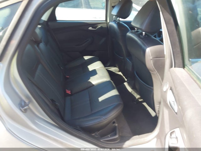 1FADP3J23EL264548 Ford Focus Titanium