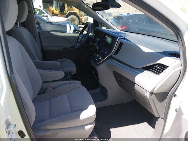 Продаж на аукціоні авто 2020 Toyota Sienna Le, vin: 5TDJZ3DCXLS239900, номер лоту: 45573059