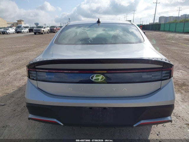 2026 Hyundai Sonata Hybrid Blue მანქანა იყიდება აუქციონზე, vin: KMHL24JJ0TA145197, აუქციონის ნომერი: 45573060