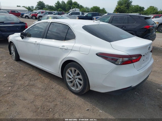 Toyota CAMRY LE 2023 4T1C11AK1PU158085 Image 3