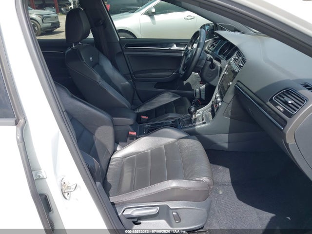 Продаж на аукціоні авто 2016 Volkswagen Golf R 4-door, vin: WVWUF7AU9GW151694, номер лоту: 45573072