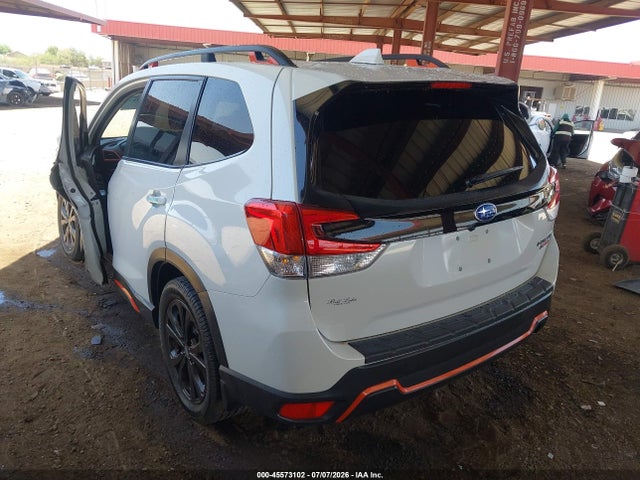 Subaru Forester Sport 2019 JF2SKAJC4KH542032 Image 3