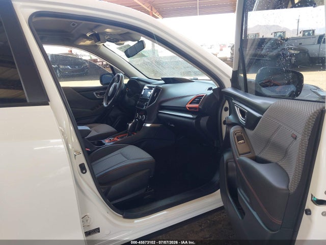 Subaru Forester Sport 2019 JF2SKAJC4KH542032 Image 5