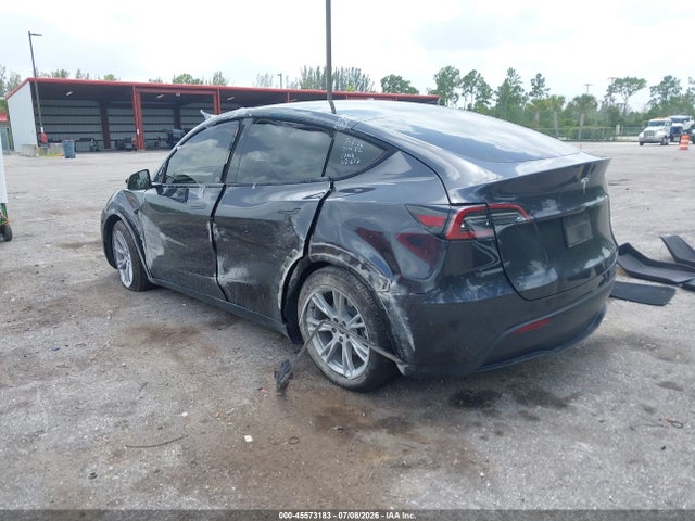 2024 Tesla Model Y Long Range Single Motor Rear-wheel Drive/rwd მანქანა იყიდება აუქციონზე, vin: 7SAYGDED1RF038517, აუქციონის ნომერი: 45573183