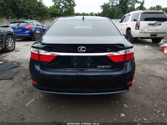 Продажа на аукционе авто 2015 Lexus Es 300h, vin: JTHBW1GG4F2094878, номер лота: 45573209