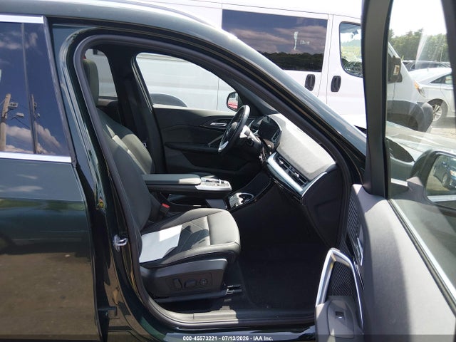 45573221 :رقم المزاد ، WBX73EF08P5X90612 vin ، 2023 Bmw X1 Xdrive28i مزاد بيع