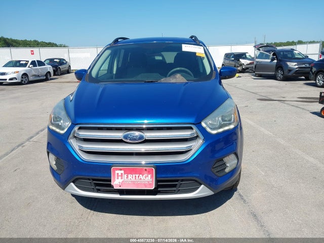 45573230 :رقم المزاد ، 1FMCU9GD3HUC75604 vin ، 2017 Ford Escape Se مزاد بيع
