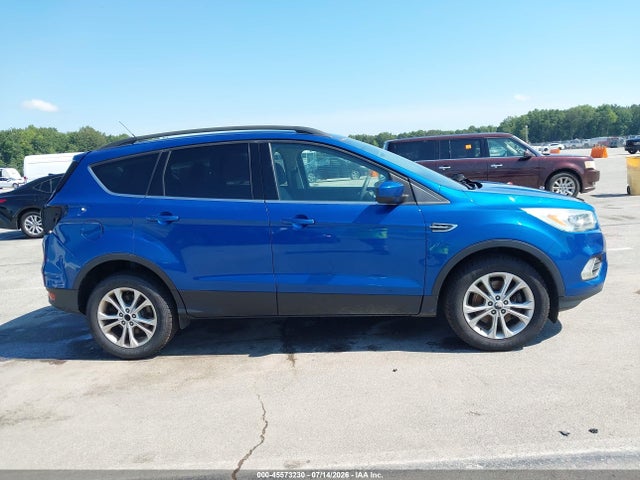 45573230 :رقم المزاد ، 1FMCU9GD3HUC75604 vin ، 2017 Ford Escape Se مزاد بيع