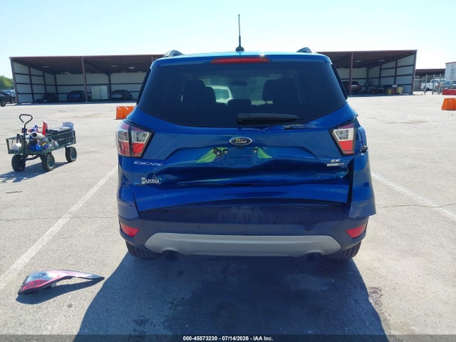 45573230 :رقم المزاد ، 1FMCU9GD3HUC75604 vin ، 2017 Ford Escape Se مزاد بيع