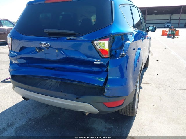 45573230 :رقم المزاد ، 1FMCU9GD3HUC75604 vin ، 2017 Ford Escape Se مزاد بيع