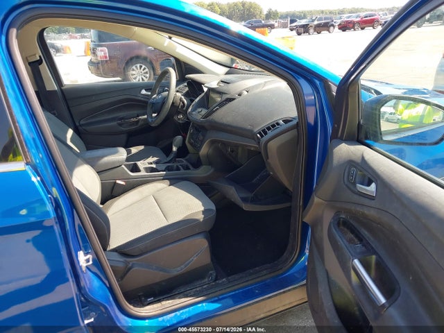 45573230 :رقم المزاد ، 1FMCU9GD3HUC75604 vin ، 2017 Ford Escape Se مزاد بيع