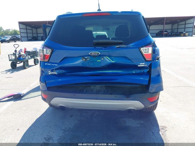 45573230 :رقم المزاد ، 1FMCU9GD3HUC75604 vin ، 2017 Ford Escape Se مزاد بيع
