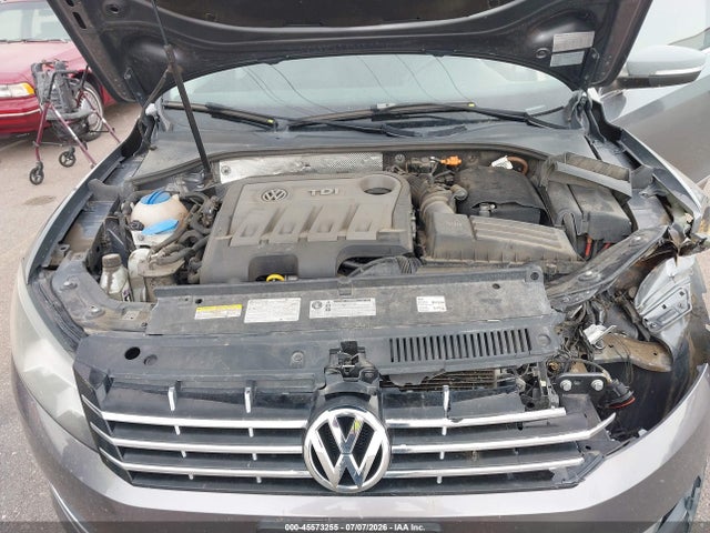 2014 Volkswagen Passat 2.0l Tdi Sel Premium მანქანა იყიდება აუქციონზე, vin: 1VWCN7A30EC086963, აუქციონის ნომერი: 45573255