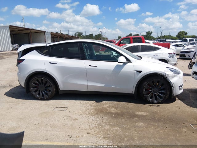 45573291 :رقم المزاد ، 7SAYGDEF7NF307535 vin ، 2022 Tesla Model Y Performance Dual Motor All-wheel Drive مزاد بيع