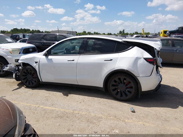 45573291 :رقم المزاد ، 7SAYGDEF7NF307535 vin ، 2022 Tesla Model Y Performance Dual Motor All-wheel Drive مزاد بيع