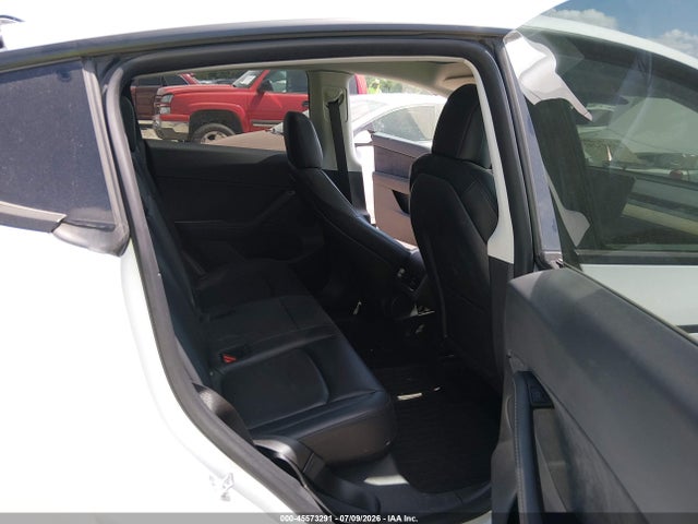 45573291 :رقم المزاد ، 7SAYGDEF7NF307535 vin ، 2022 Tesla Model Y Performance Dual Motor All-wheel Drive مزاد بيع