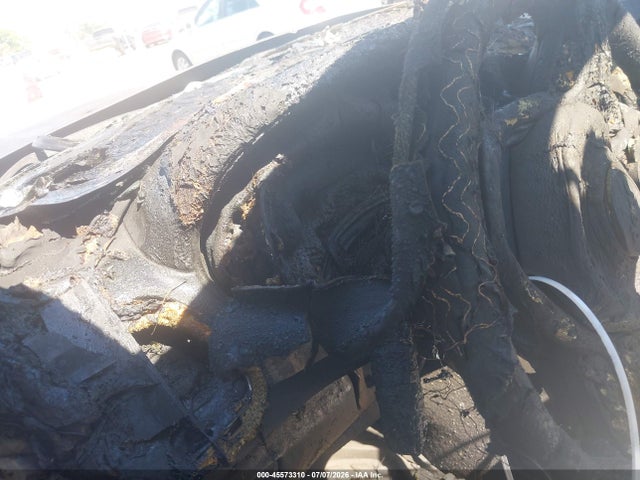 1C4RJFCT0FC740250 Jeep Grand Cherokee Overland