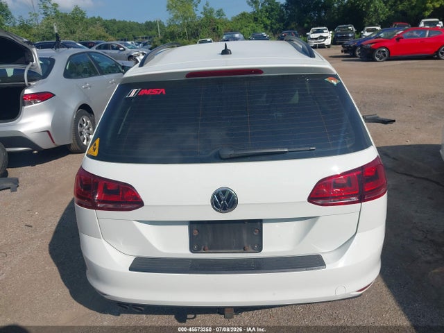 45573350 :رقم المزاد ، 3VWA17AU7HM503221 vin ، 2017 Volkswagen Golf Sportwagen Tsi S مزاد بيع