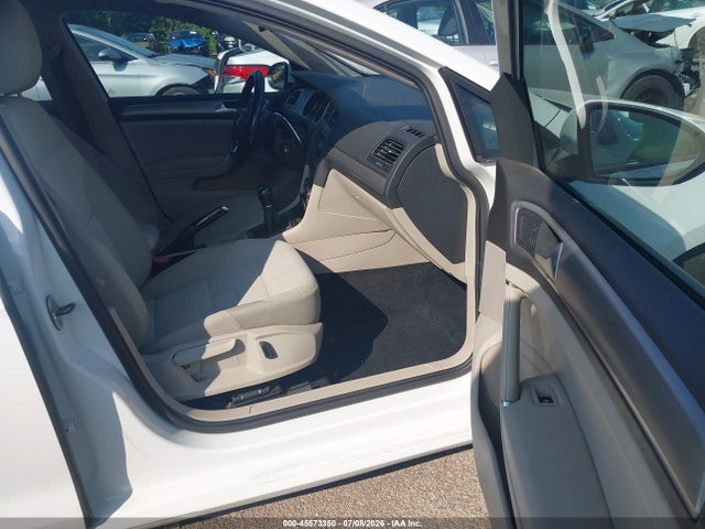 45573350 :رقم المزاد ، 3VWA17AU7HM503221 vin ، 2017 Volkswagen Golf Sportwagen Tsi S مزاد بيع