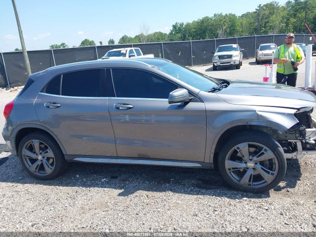 45573361 :رقم المزاد ، WDCTG4GB1FJ063774 vin ، 2015 Mercedes-benz Gla 250 4matic مزاد بيع