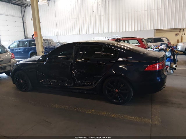 SAJAL4BV4HA965740 Jaguar Xe 35t R-sport