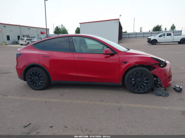 Продажа на аукционе авто 2022 Tesla Model Y Long Range Dual Motor All-wheel Drive, vin: 7SAYGDEE4NF519767, номер лота: 45573386