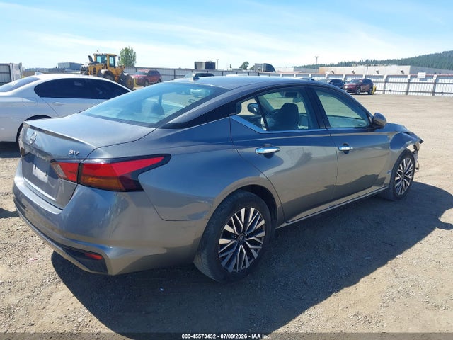 1N4BL4DV1PN320153 Nissan Altima Sv Fwd