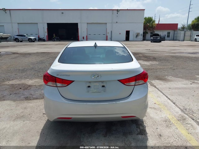2013 Hyundai Elantra Gls მანქანა იყიდება აუქციონზე, vin: KMHDH4AE8DU854465, აუქციონის ნომერი: 45573458