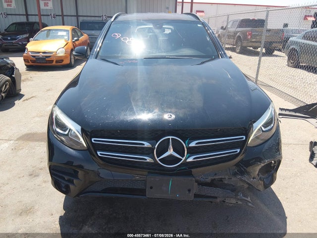 45573461 :رقم المزاد ، WDC0G4JBXJV093840 vin ، 2018 Mercedes-benz Glc 300 مزاد بيع