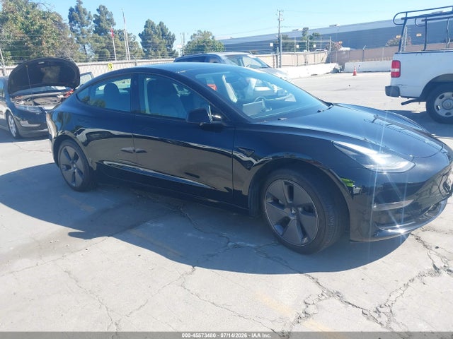 Tesla Model 3 Long Range Dual Motor All-wheel Drive 2021 5YJ3E1EB4MF879525 main image