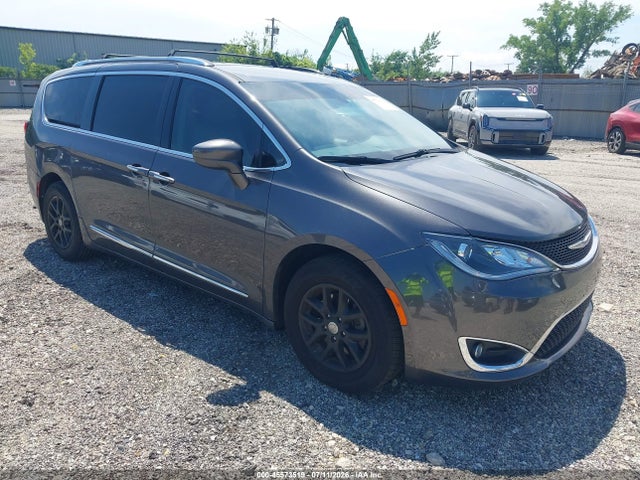 Продажа на аукционе авто 2020 Chrysler Pacifica Touring L, vin: 2C4RC1BGXLR269003, номер лота: 45573519